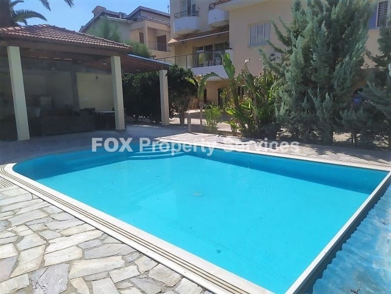5 Bedroom Semi-Detached House for Rent in Nicosia, Egkomi