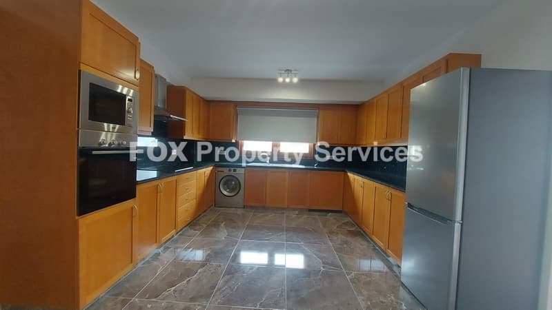 2 Bedroom Penthouse for Rent in Nicosia, Agioi Omologites