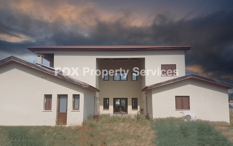 5 Bedroom Detached House for Sale in Nicosia, Nisou