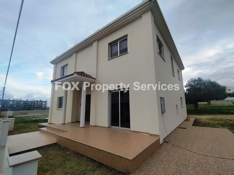 4 Bedroom Detached House for Rent in Larnaca, Aradippou