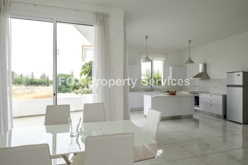 4 Bedroom Detached House for Sale in Larnaca, Dekeleia