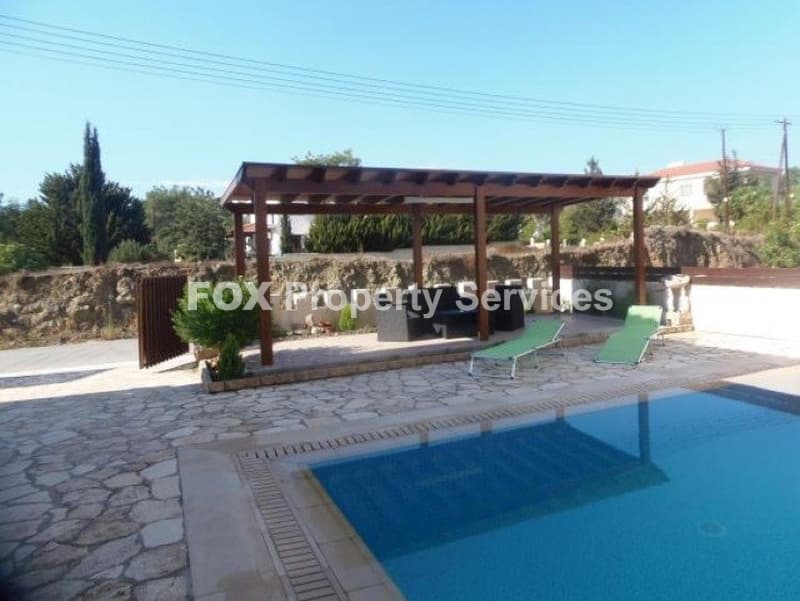 4 Bedroom Detached House for Sale in Larnaca, Mosfiloti