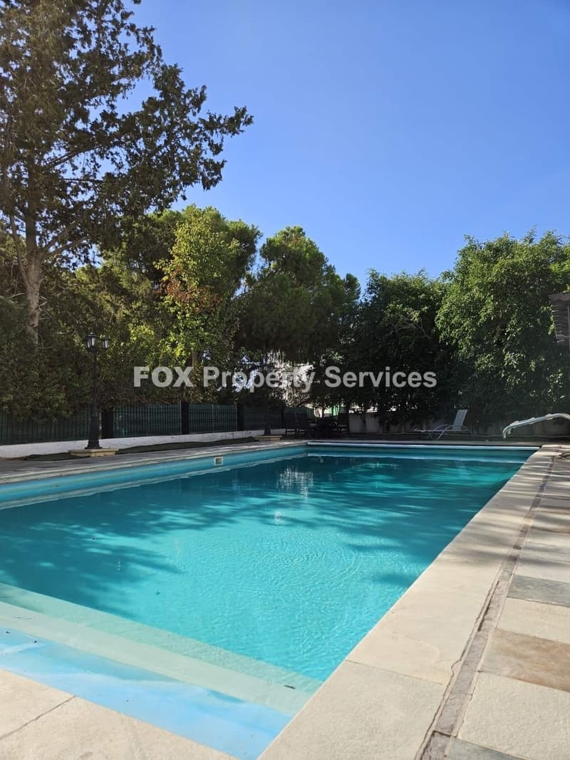 6 Bedroom Detached House for Sale in Larnaca, Faneromeni