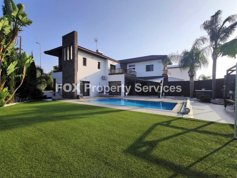 5 Bedroom Detached House for Sale in Larnaca, Oroklini