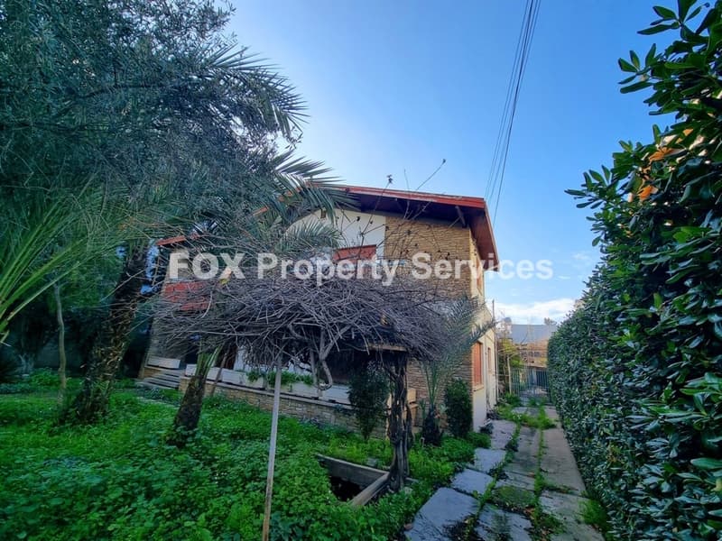 5 Bedroom Detached House for Sale in Nicosia, Agios Dometios