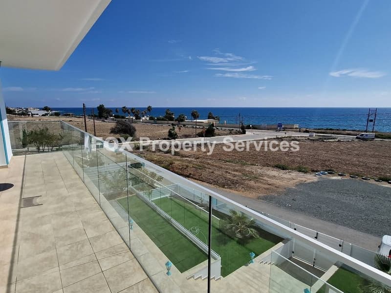 4 Bedroom Mansion Villa for Sale in Larnaca, Zygi