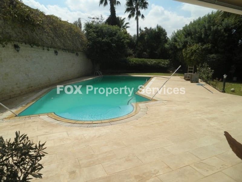 5 Bedroom Detached House for Sale in Nicosia, Makedonitissa