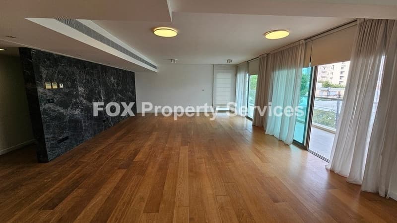 3 Bedroom Whole Floor Apartment for Rent in Nicosia, Agioi Omologites