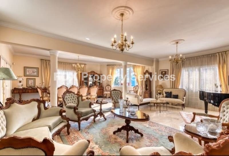 7 Bedroom Mansion Villa for Sale in Larnaca, Faneromeni