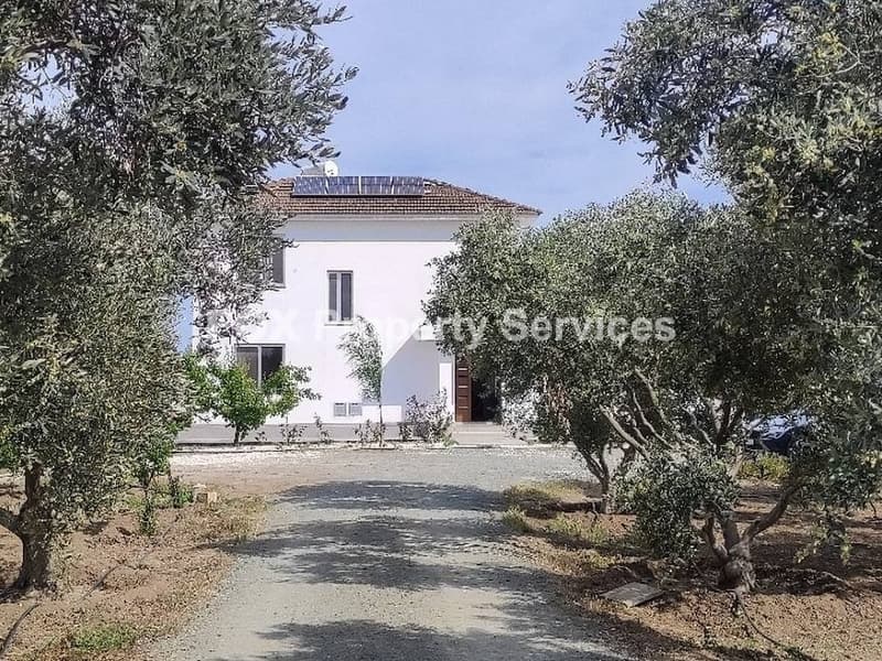 5 Bedroom Mansion Villa for Sale in Larnaca, Softades