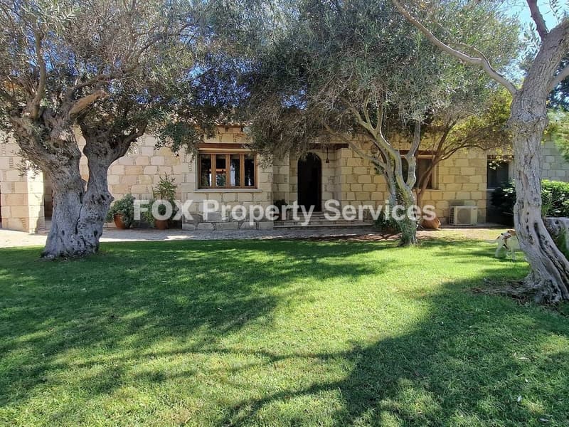 3 Bedroom Mansion Villa for Sale in Larnaca, Kiti