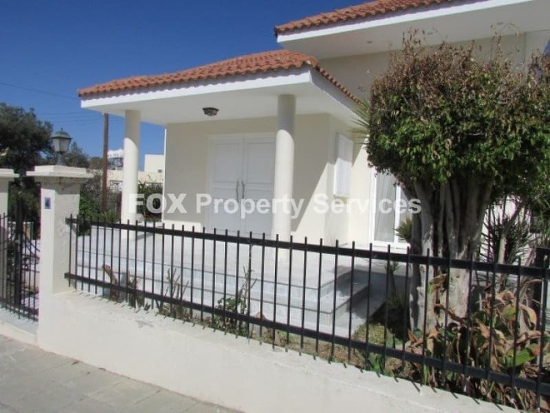 4 Bedroom Detached House for Sale in Nicosia, Egkomi