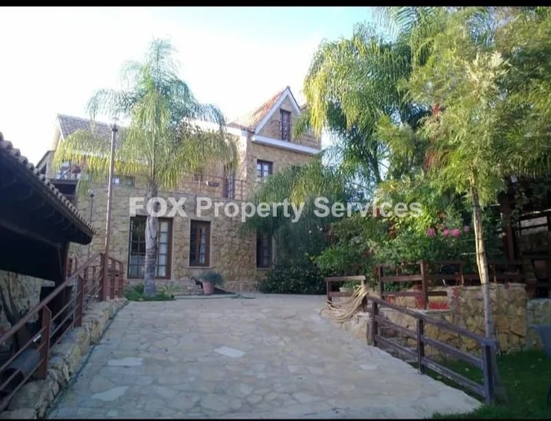 5 Bedroom Detached House for Sale in Nicosia, Kaliana
