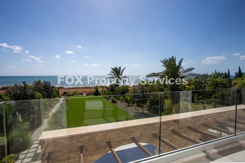 5 Bedroom Detached House for Sale in Famagusta, Agia Thekla