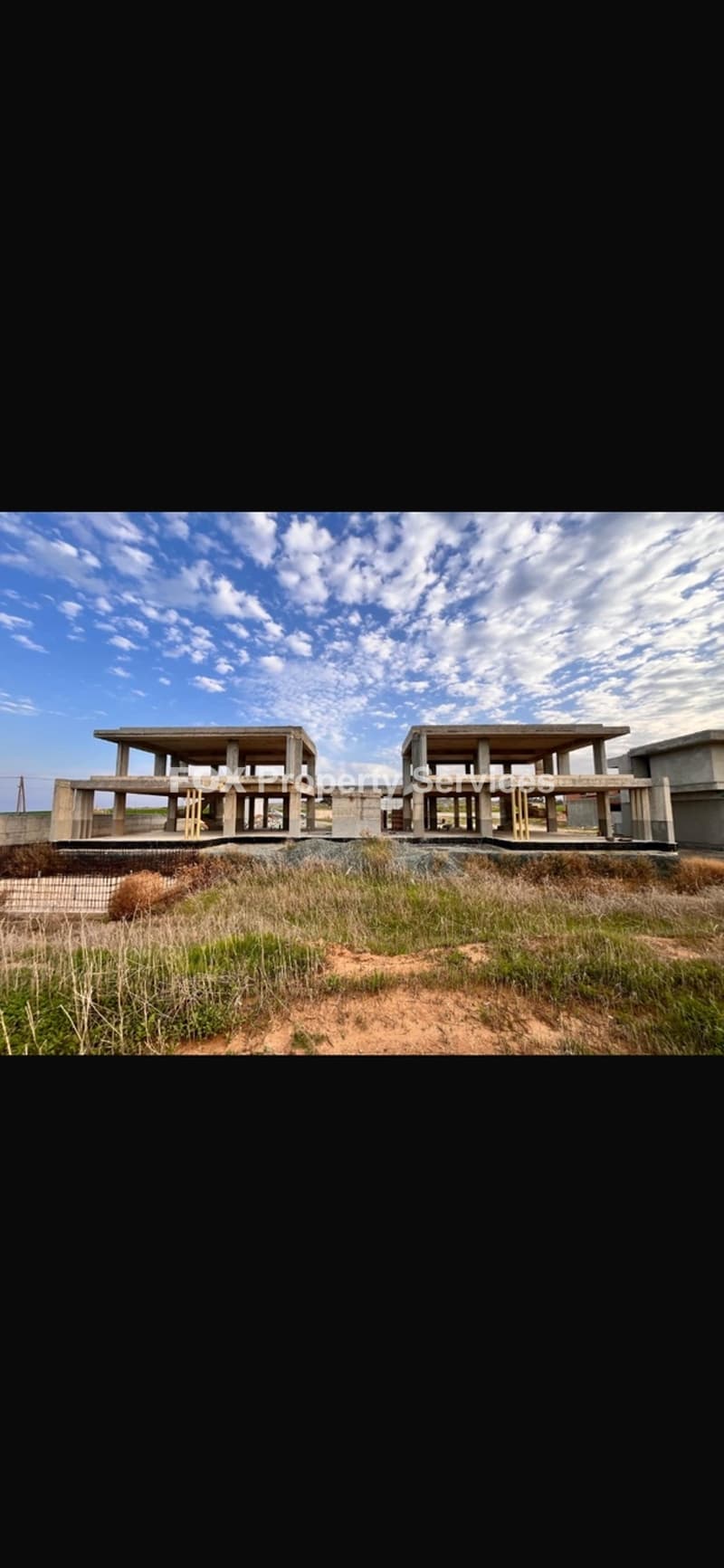 4 Bedroom Maisonette House for Sale in Larnaca, Perivolia