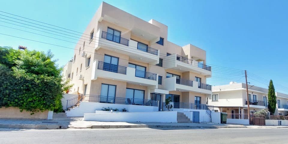 2-bedrooms apartments in Paphos, Cyprus.
