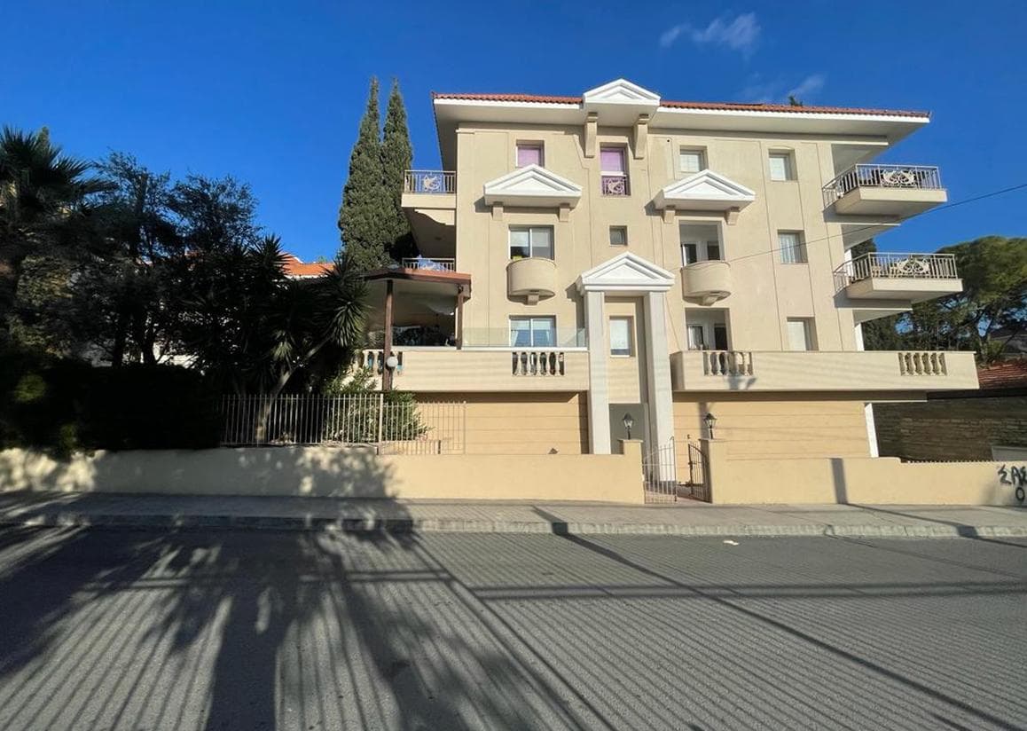 3-bedrooms apartments in Limassol, Cyprus.
