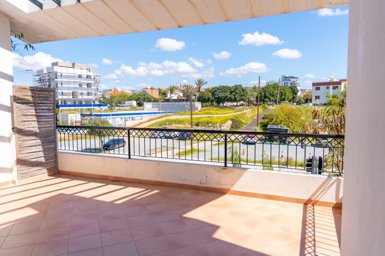 3-bedrooms apartments for long term rent in Limassol, Cyprus