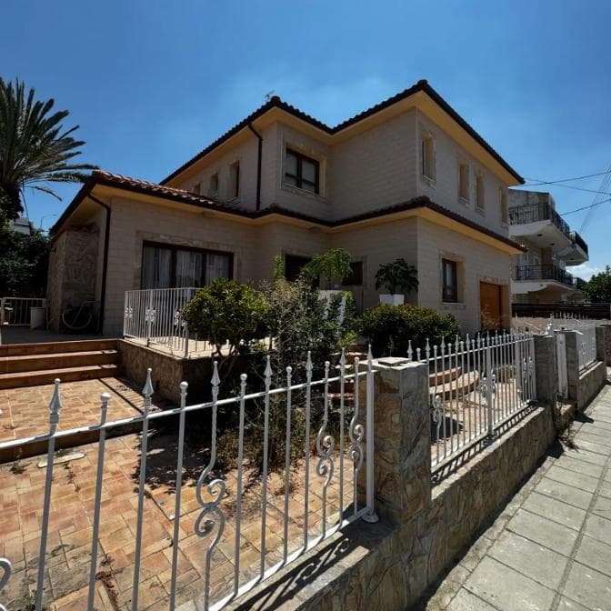 6-bedrooms house in Nicosia, Cyprus.