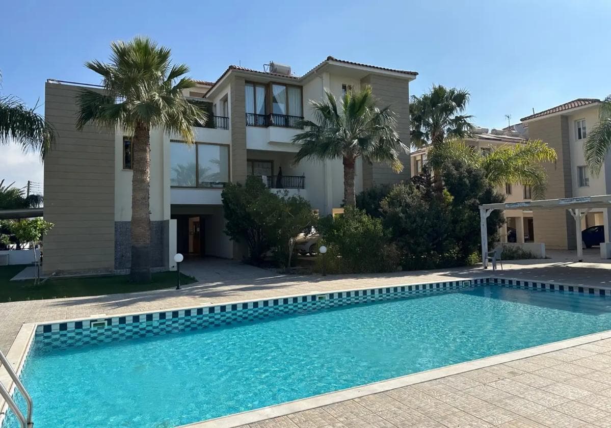 3-bedrooms apartments in Larnaca, Cyprus.