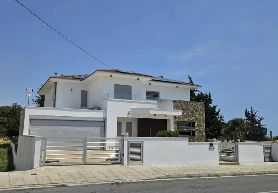 5-bedrooms house for long term rent in Limassol, Cyprus
