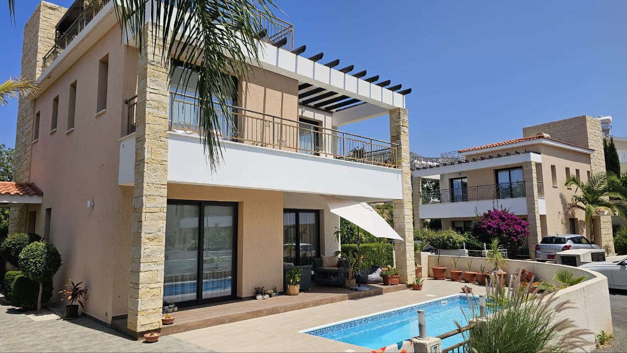 3-bedrooms house in Paphos, Cyprus.