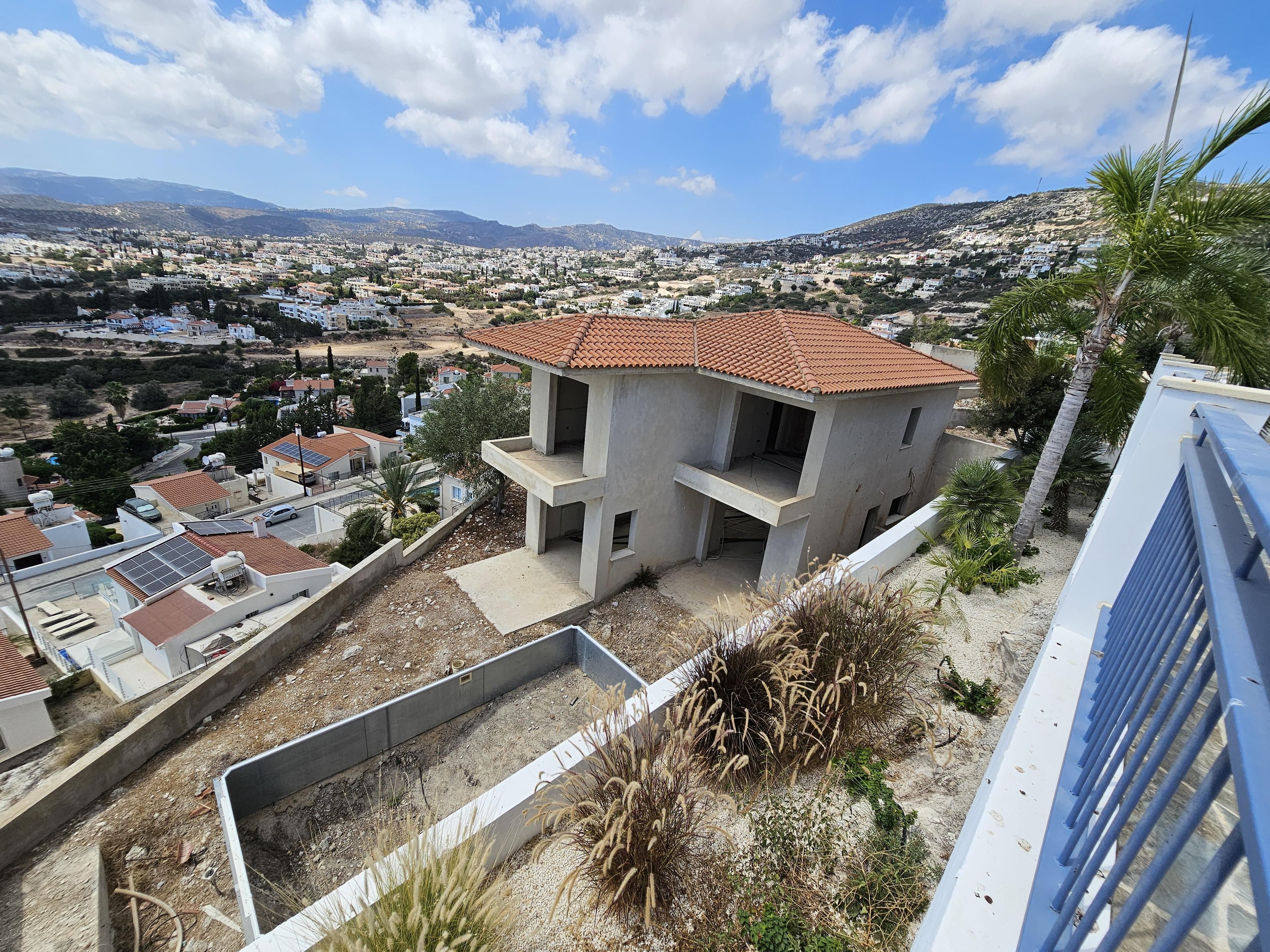 3-bedrooms house in Paphos, Cyprus.