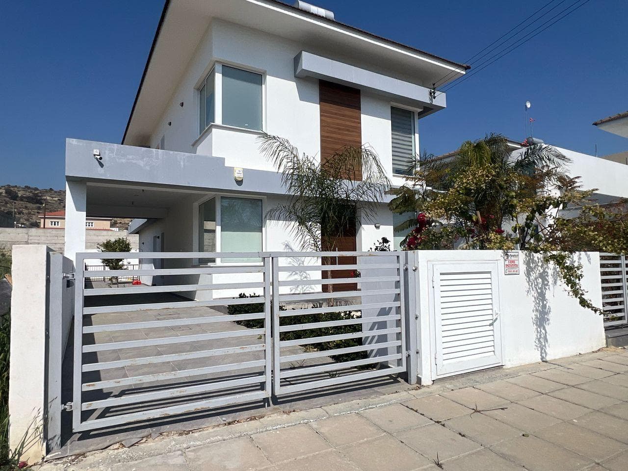4-bedrooms house for long term rent in Larnaca, Cyprus