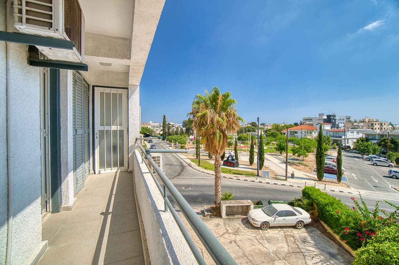 3-bedrooms apartments in Paphos, Cyprus.