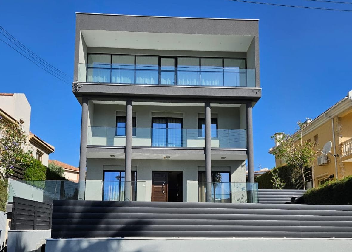 7-bedrooms house for long term rent in Limassol, Cyprus