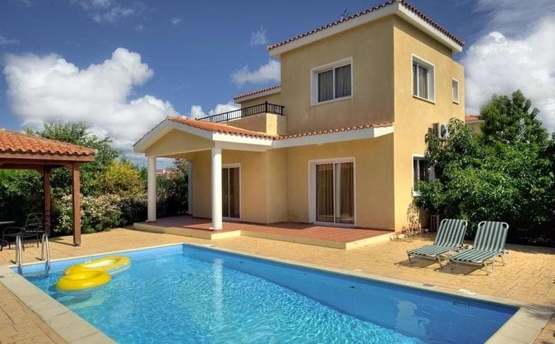 3-bedrooms house for long term rent in Paphos, Cyprus