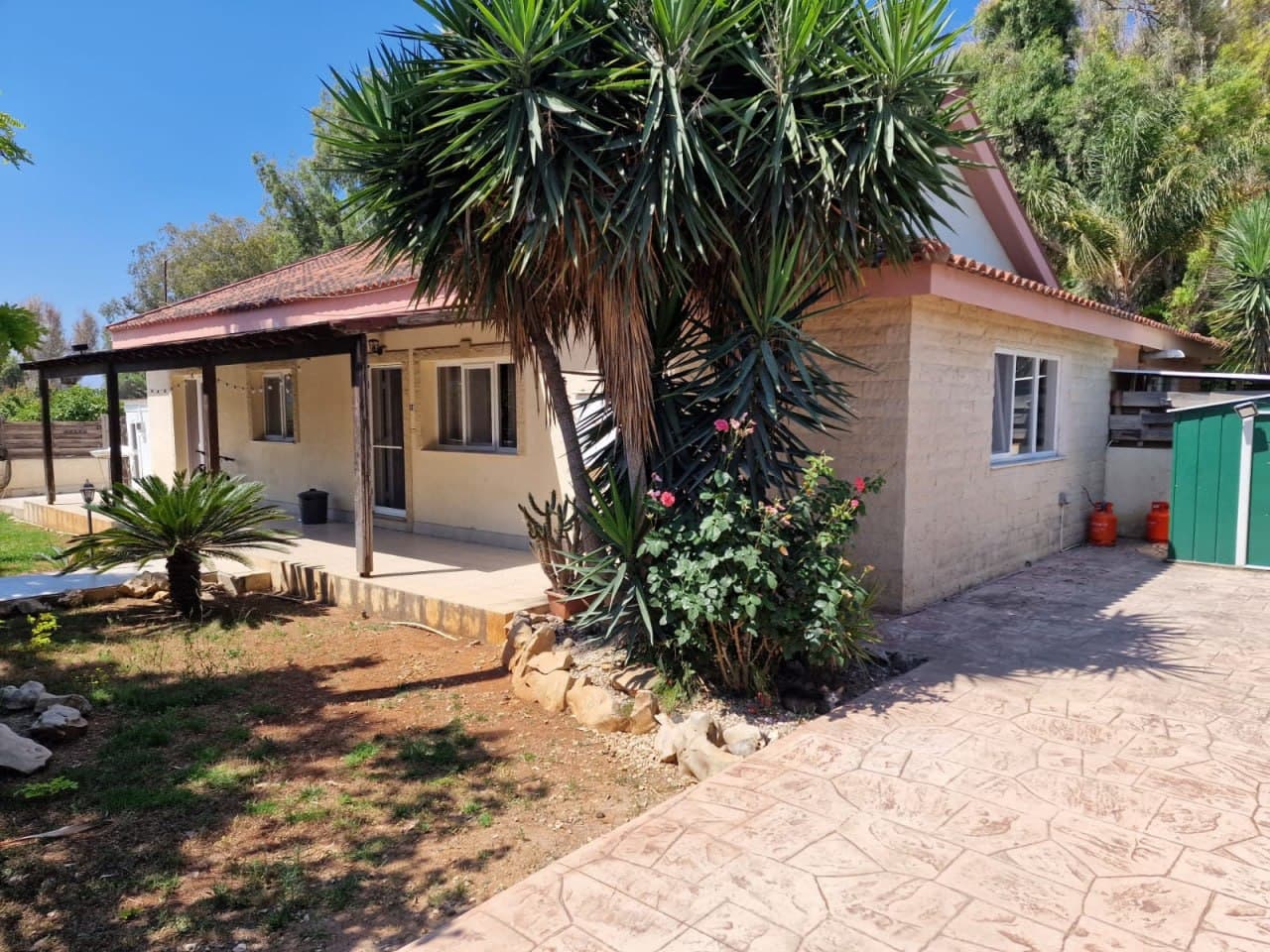 2-bedrooms house for long term rent in Limassol, Cyprus