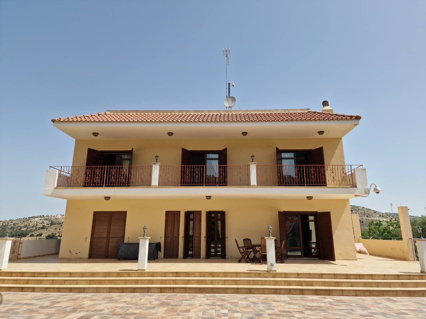 8-bedrooms house in Larnaca, Cyprus.