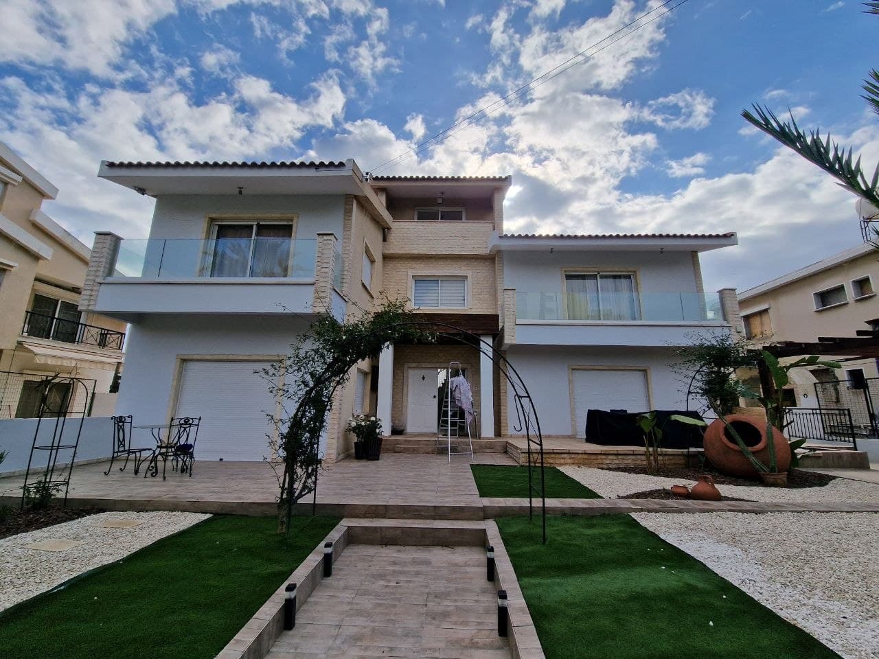 5-bedrooms house for long term rent in Larnaca, Cyprus