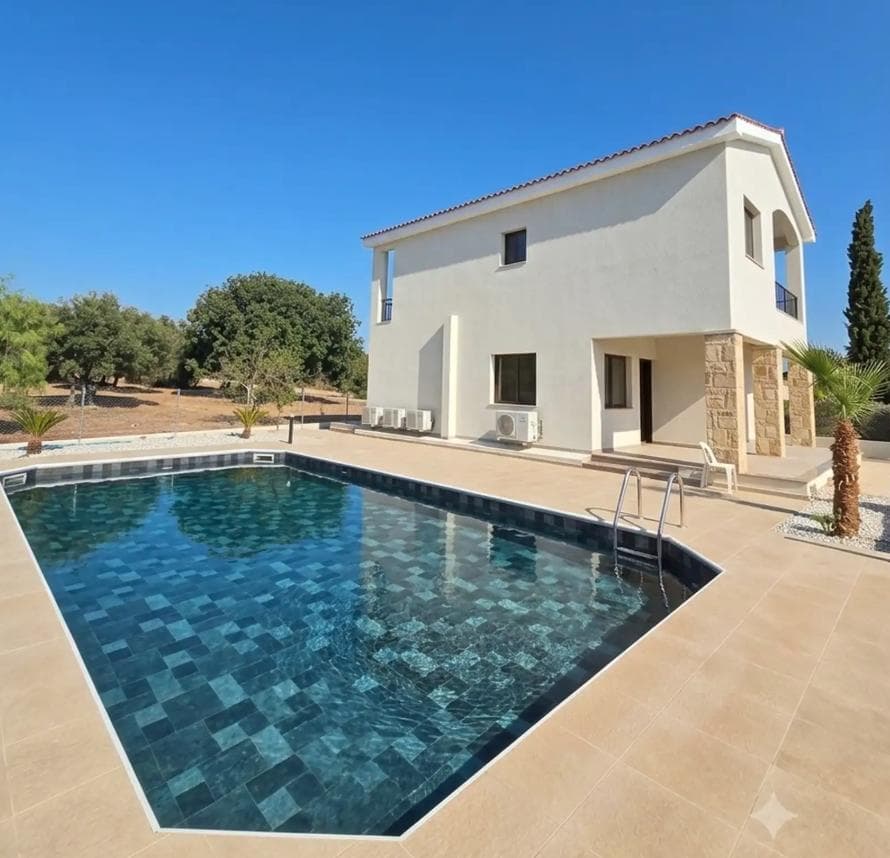 3-bedrooms house for long term rent in Paphos, Cyprus