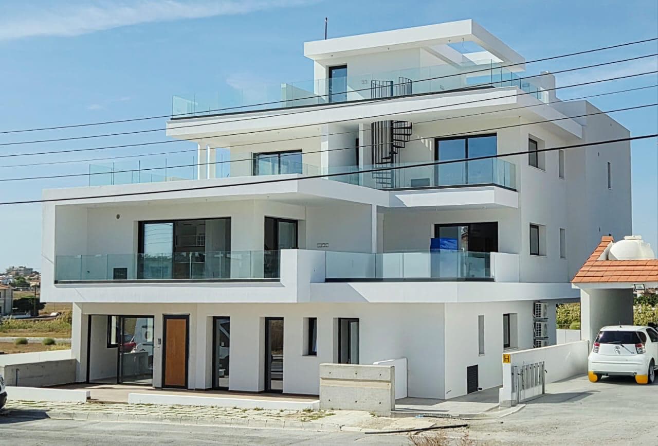 3-bedrooms apartments in Larnaca, Cyprus.