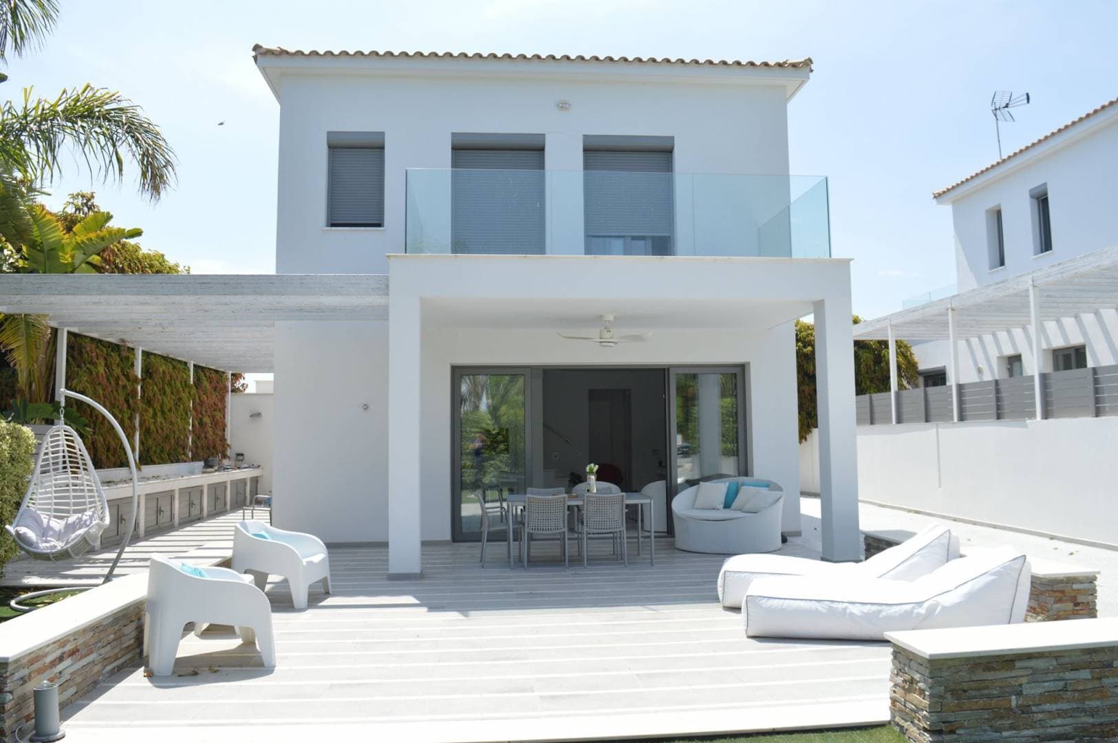 4-bedrooms house for long term rent in Limassol, Cyprus
