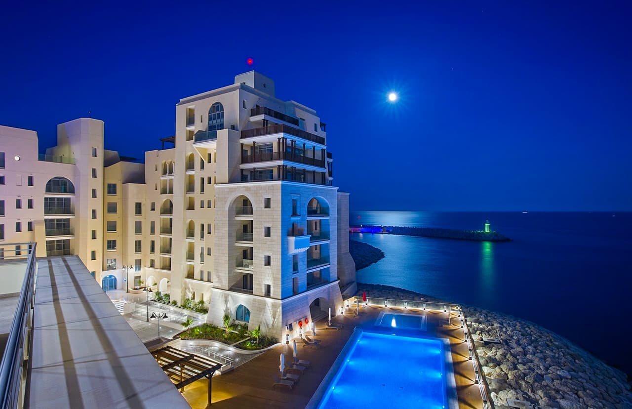 4-bedrooms apartments in Limassol, Cyprus.