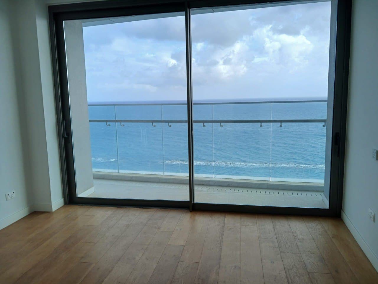 3-bedrooms apartments for long term rent in Limassol, Cyprus