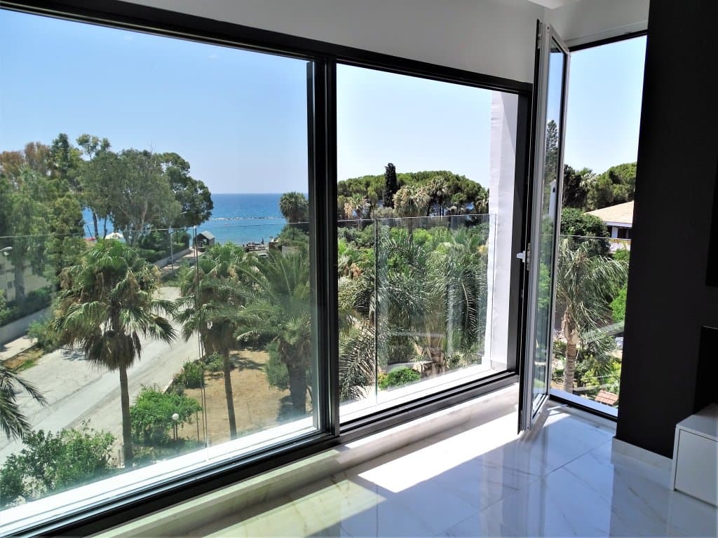 3-bedrooms apartments in Limassol, Cyprus.