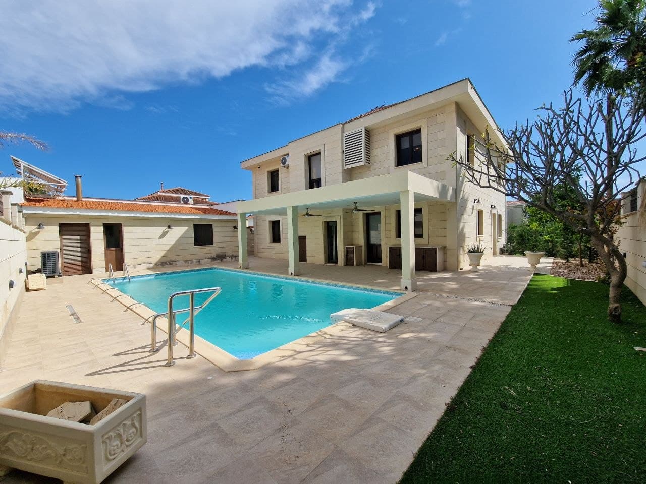 5-bedrooms house in Larnaca, Cyprus.