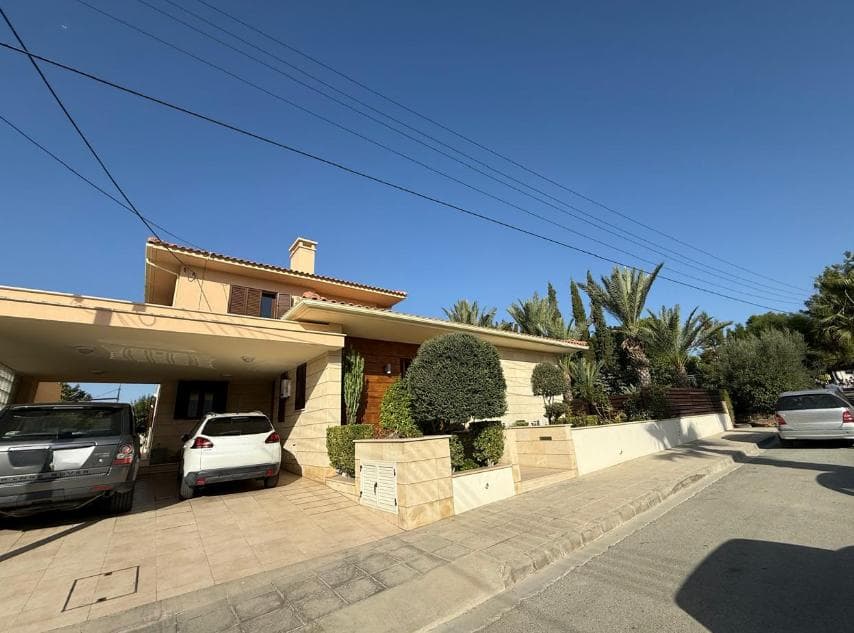 4-bedrooms house in Nicosia, Cyprus.