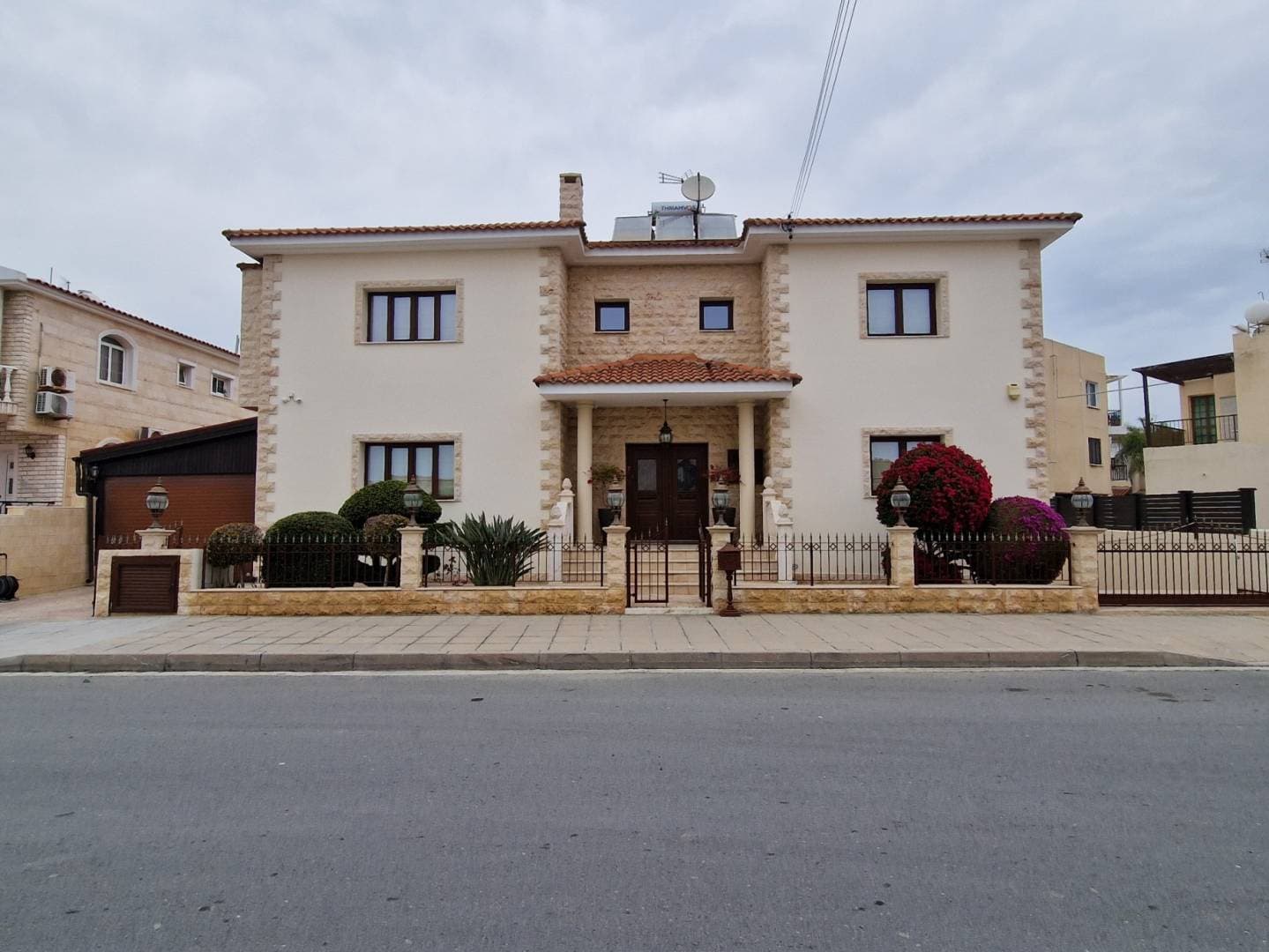 4-bedrooms house in Larnaca, Cyprus.