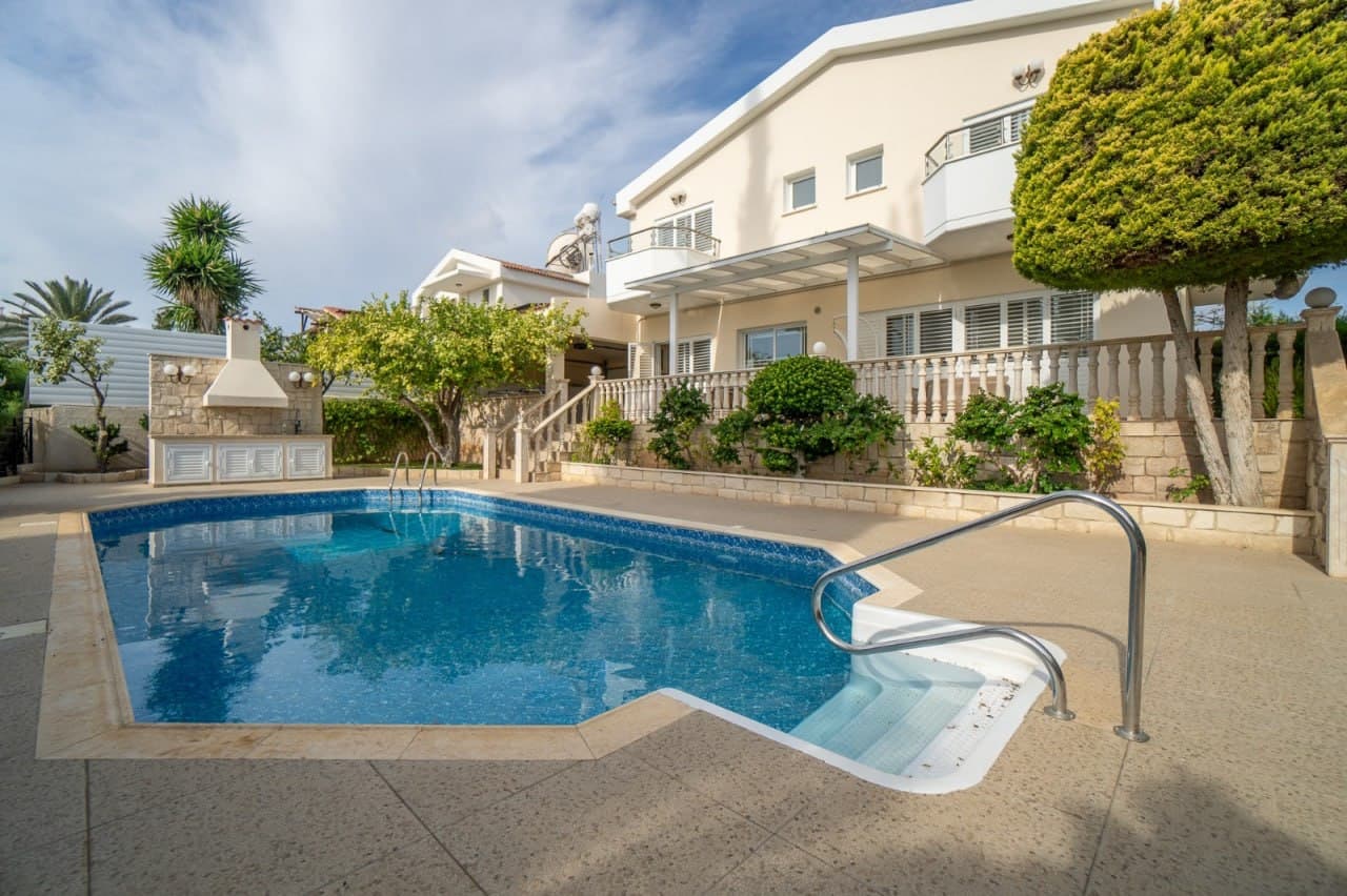 3-bedrooms house for long term rent in Limassol, Cyprus