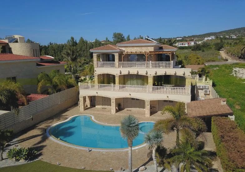 5-bedrooms house for long term rent in Paphos, Cyprus