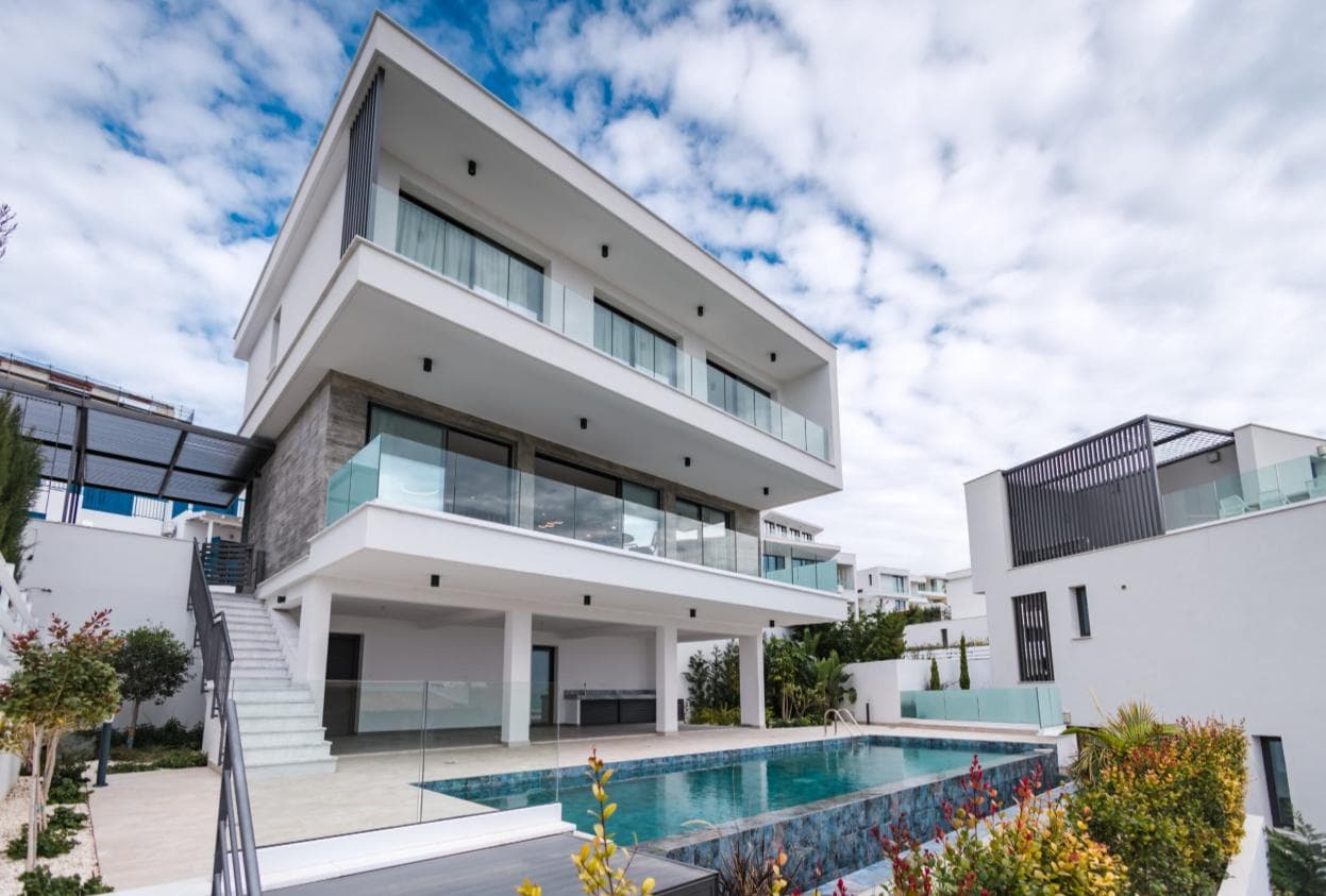 3-bedrooms house in Paphos, Cyprus.