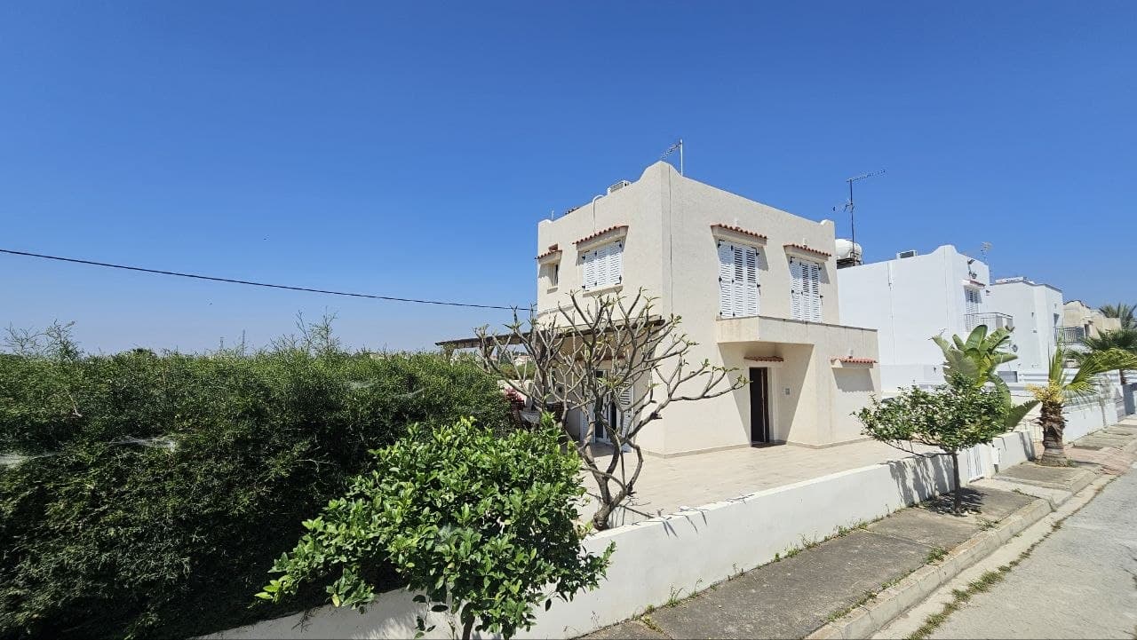 3-bedrooms house in Larnaca, Cyprus.