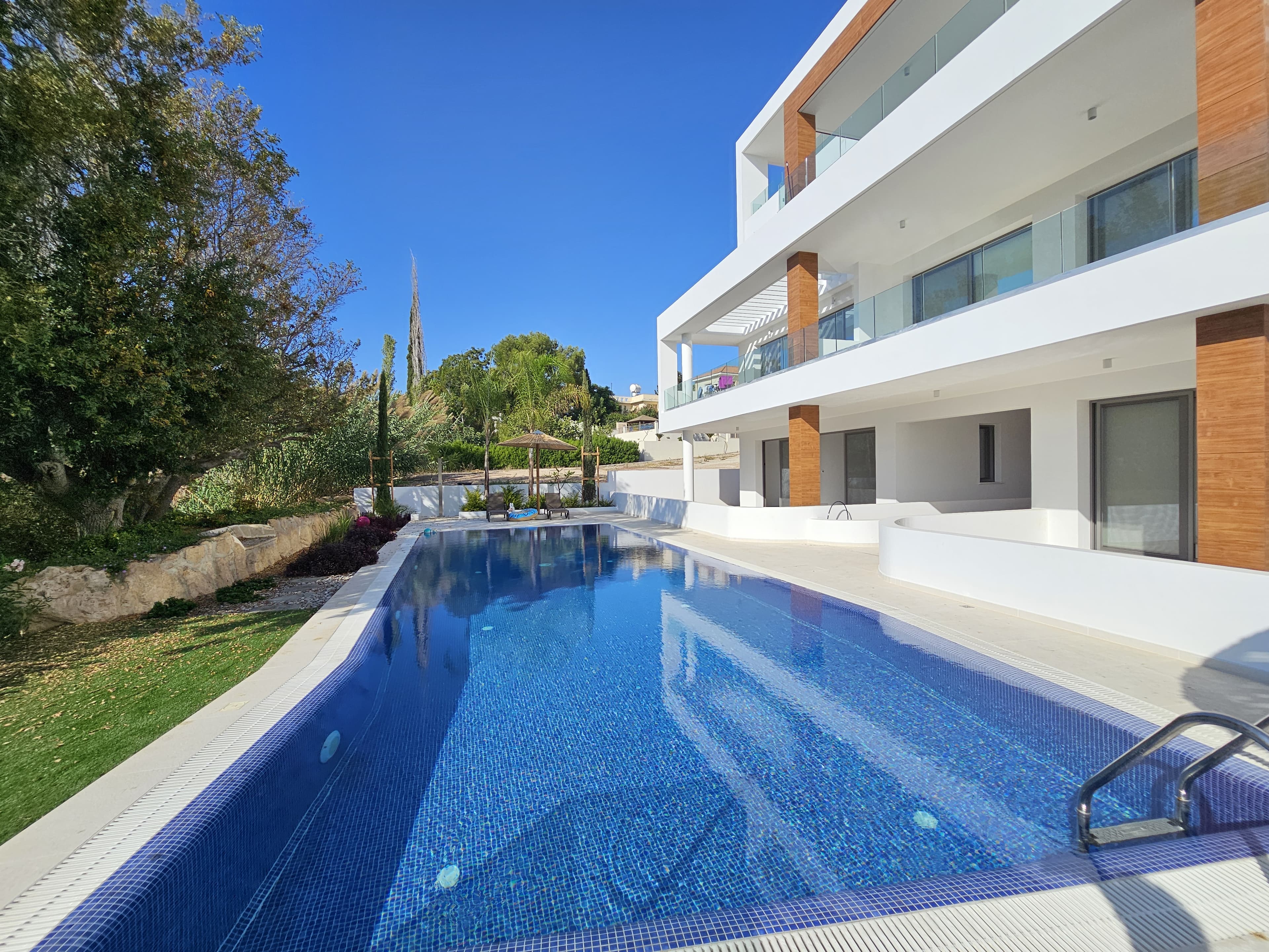 2-bedrooms apartments in Paphos, Cyprus.