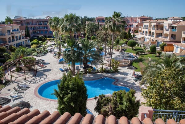 3-bedrooms apartments in Paphos, Cyprus.