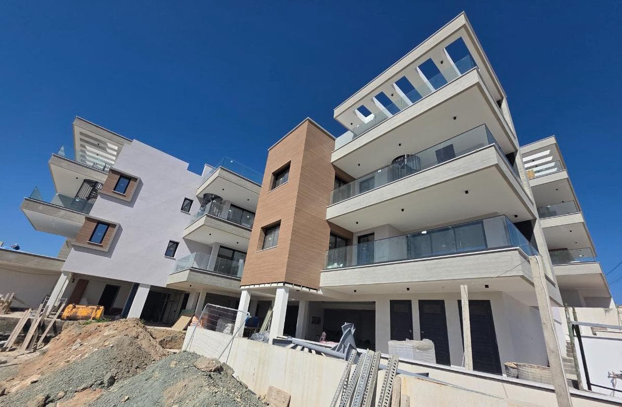 3-bedrooms apartments in Limassol, Cyprus.